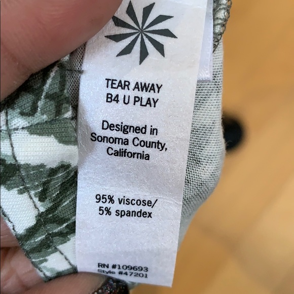 Athleta Strapless Active Empire Waist Top - Picture 4 of 4